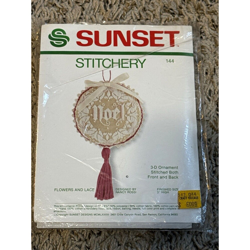Sunset Stitchery Noel Christmas Ornament Embroidery Kit 144 Flowers Lace 1983